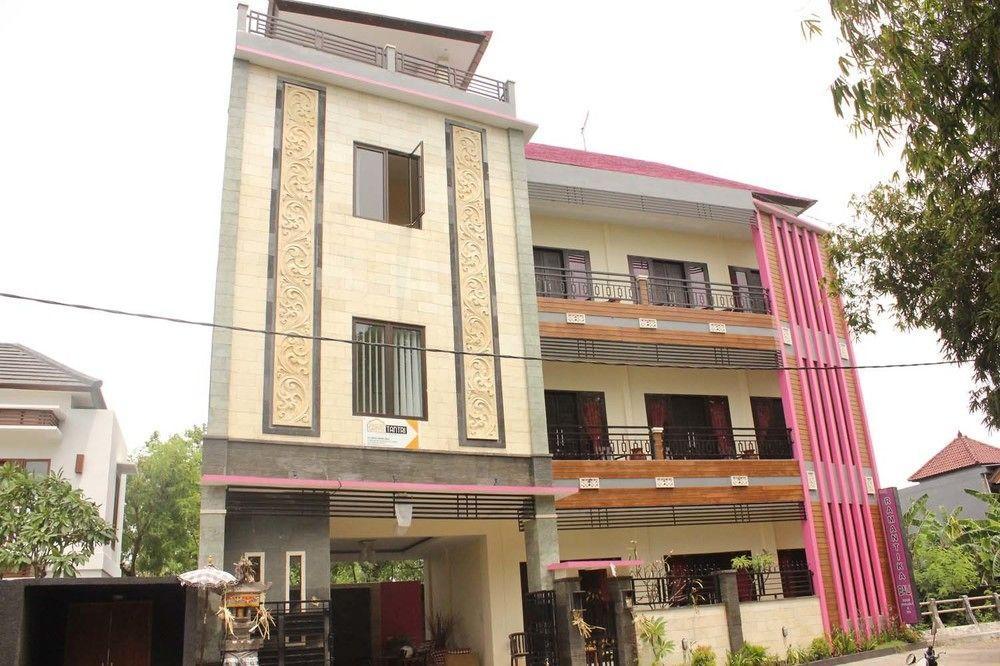 浪漫巴厘岛之家酒店 金巴兰 外观 照片